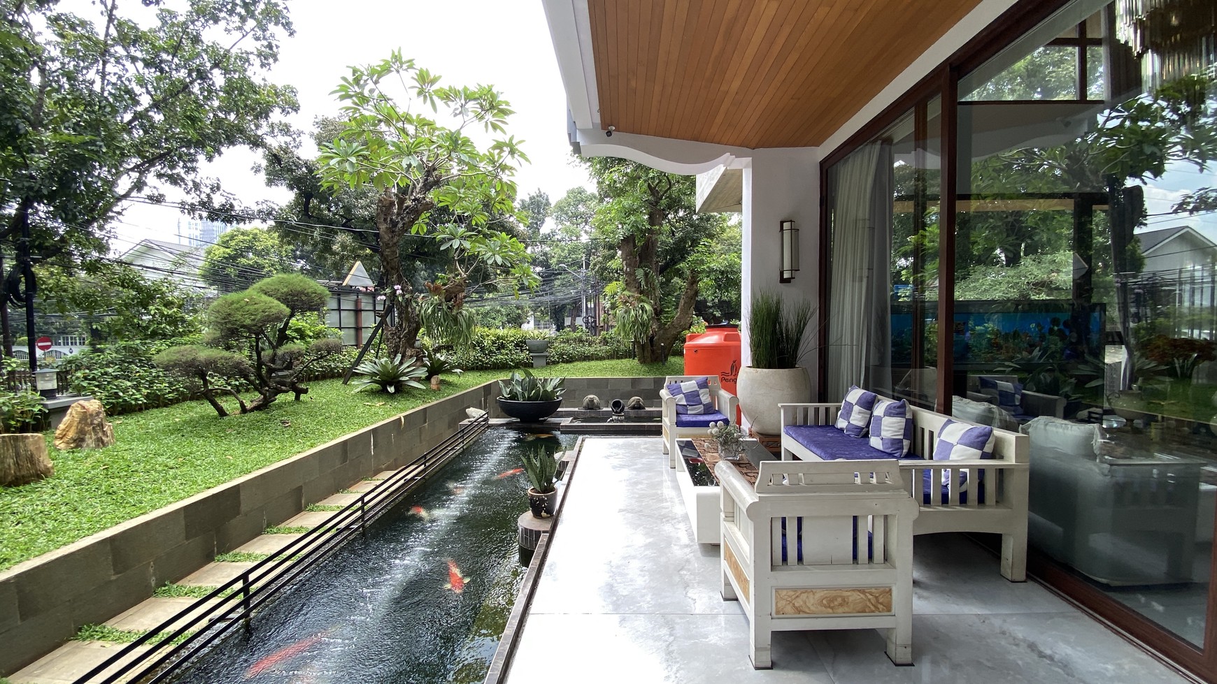 Rumah super Luxury di kawasan kebayoran baru, jakarta selatan