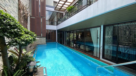 Rumah super Luxury di kawasan kebayoran baru, jakarta selatan