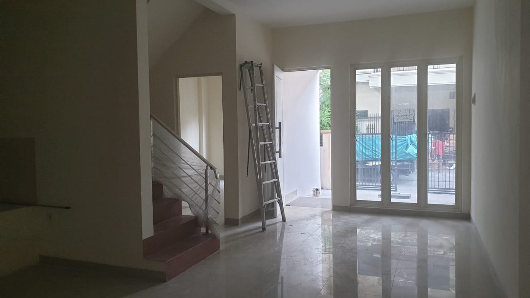 Dijual Rumah Baru Pakuwon City Surabaya Timur - New Minimalis Modern 2 Lantai Siap Huni 