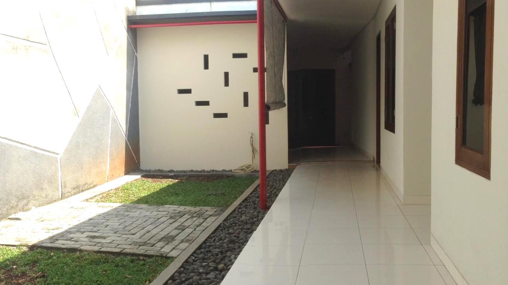 Rumah bagus ,nyaman & aman di Kucica Bintaro Sektor 9