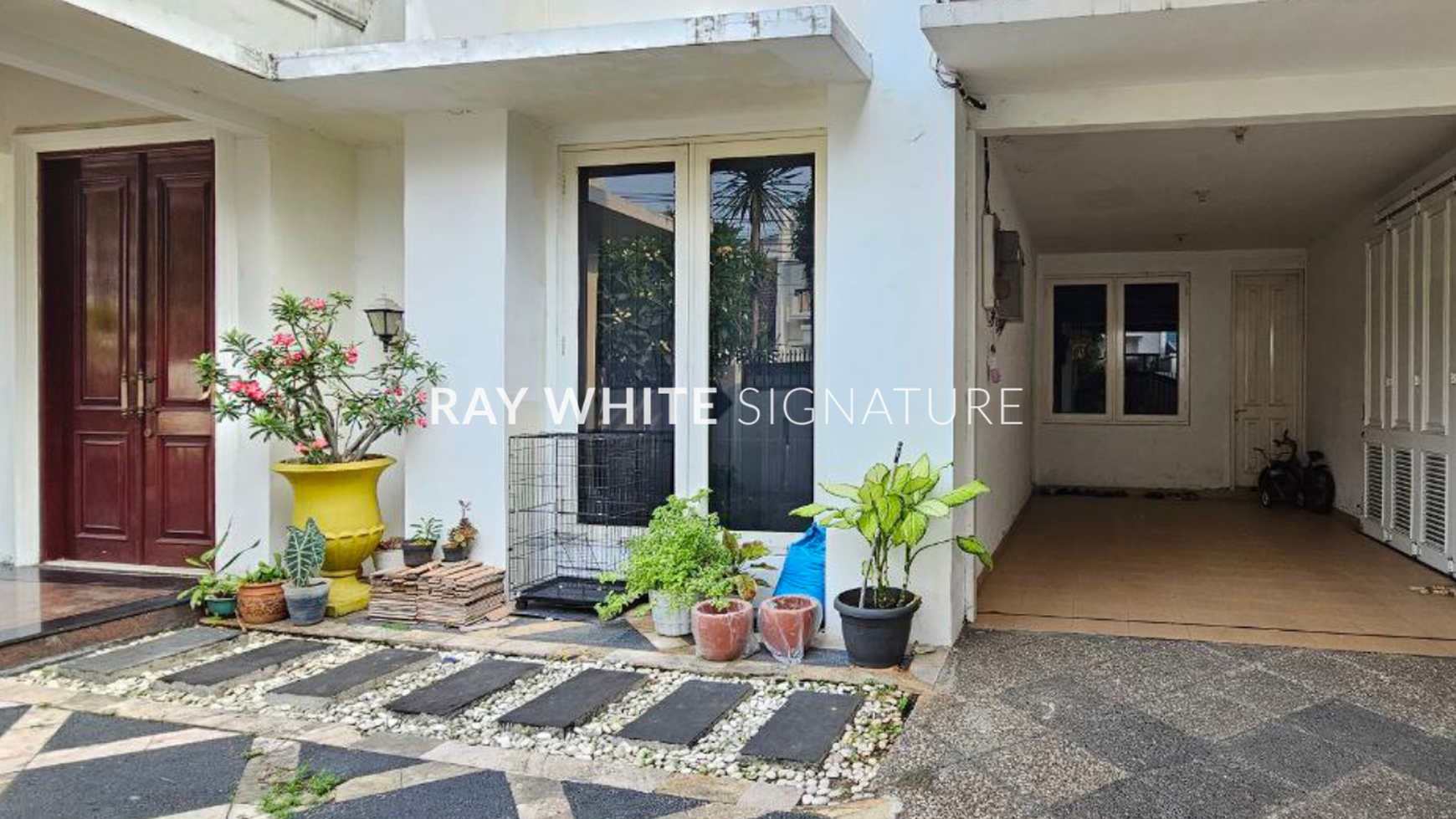 Dijual Rumah Bagus Area Tenang di Tengah Area Prime Kebayoran Baru 