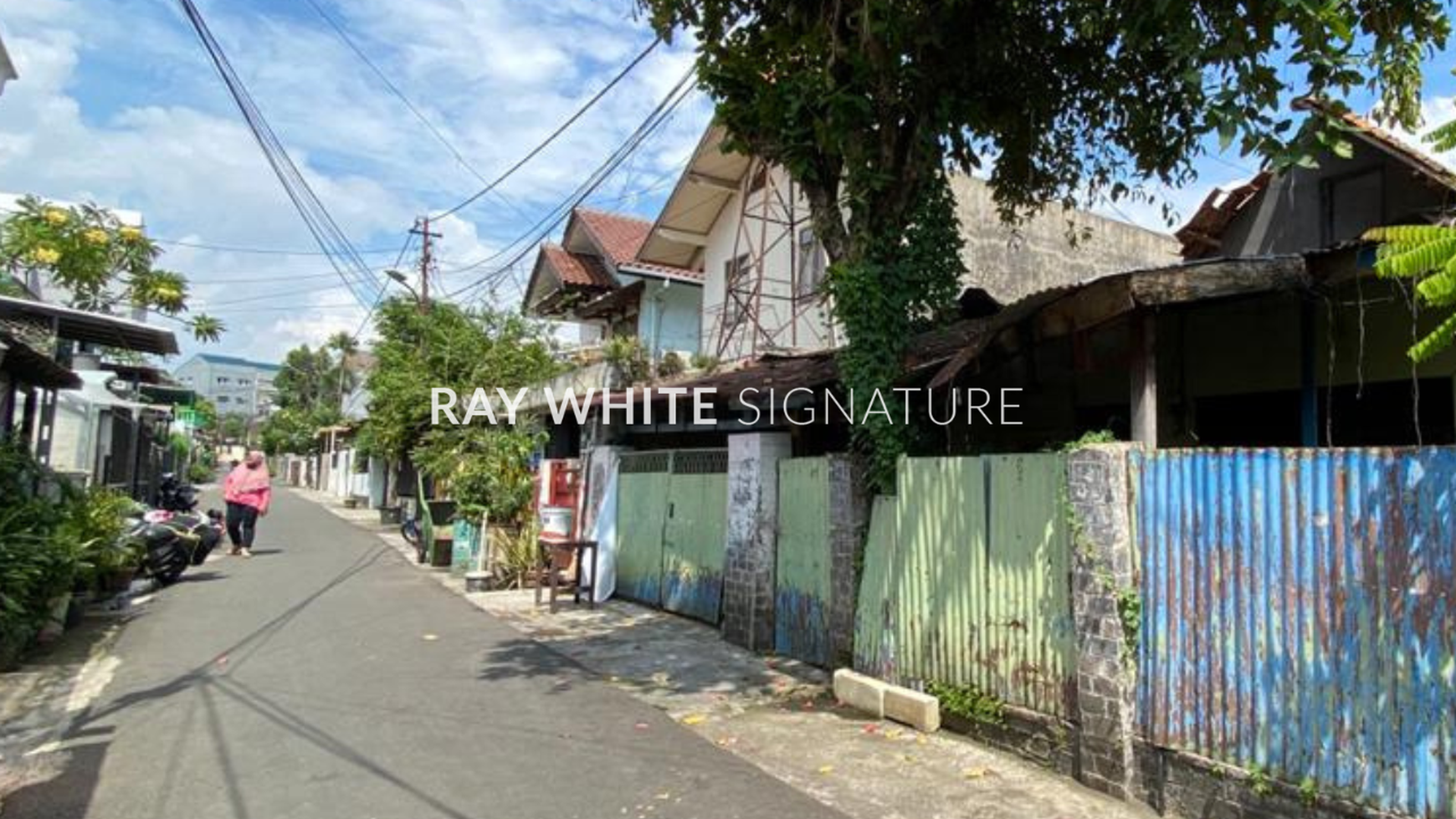 Dijual Rumah Hitung Tanah Area SCBD di Jl Kebalen II Kebayoran Baru