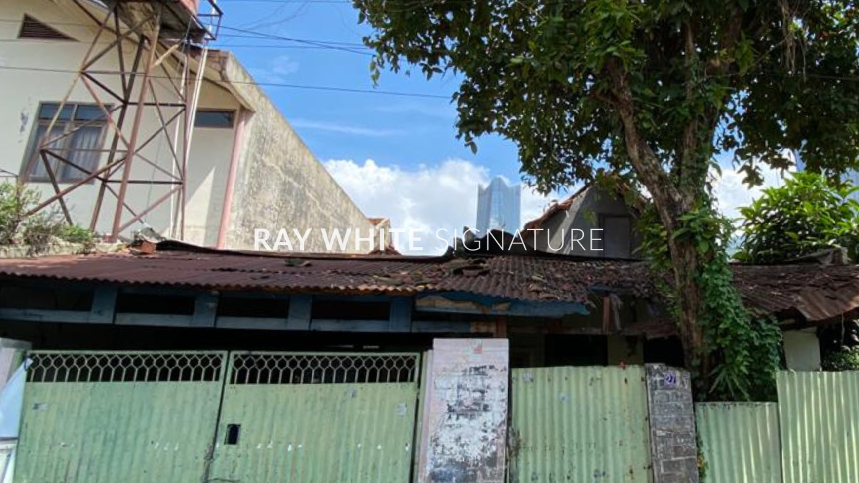 Dijual Rumah Hitung Tanah Area SCBD di Jl Kebalen II Kebayoran Baru