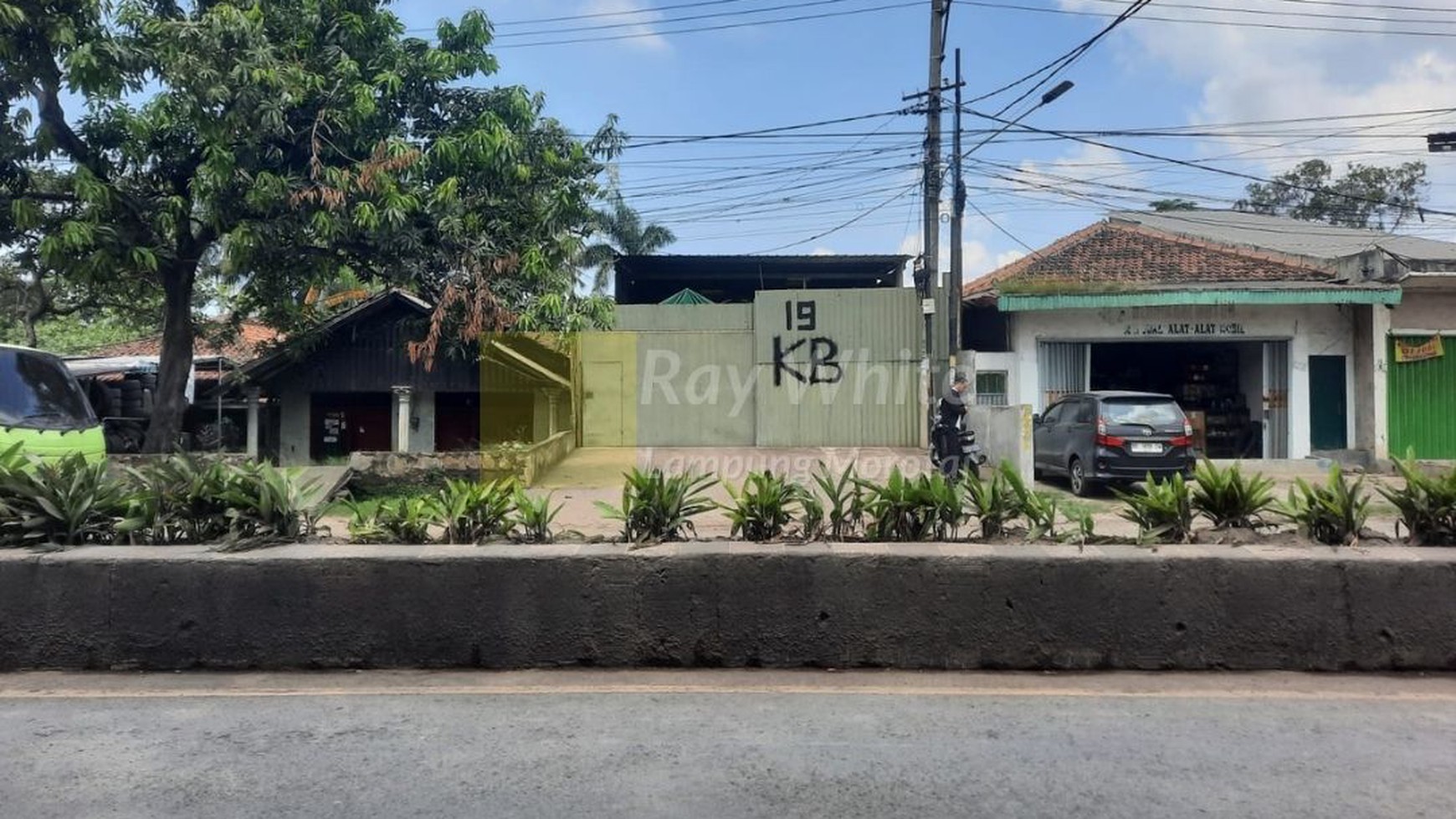 Rumah Hitung Tanah Area Cipete