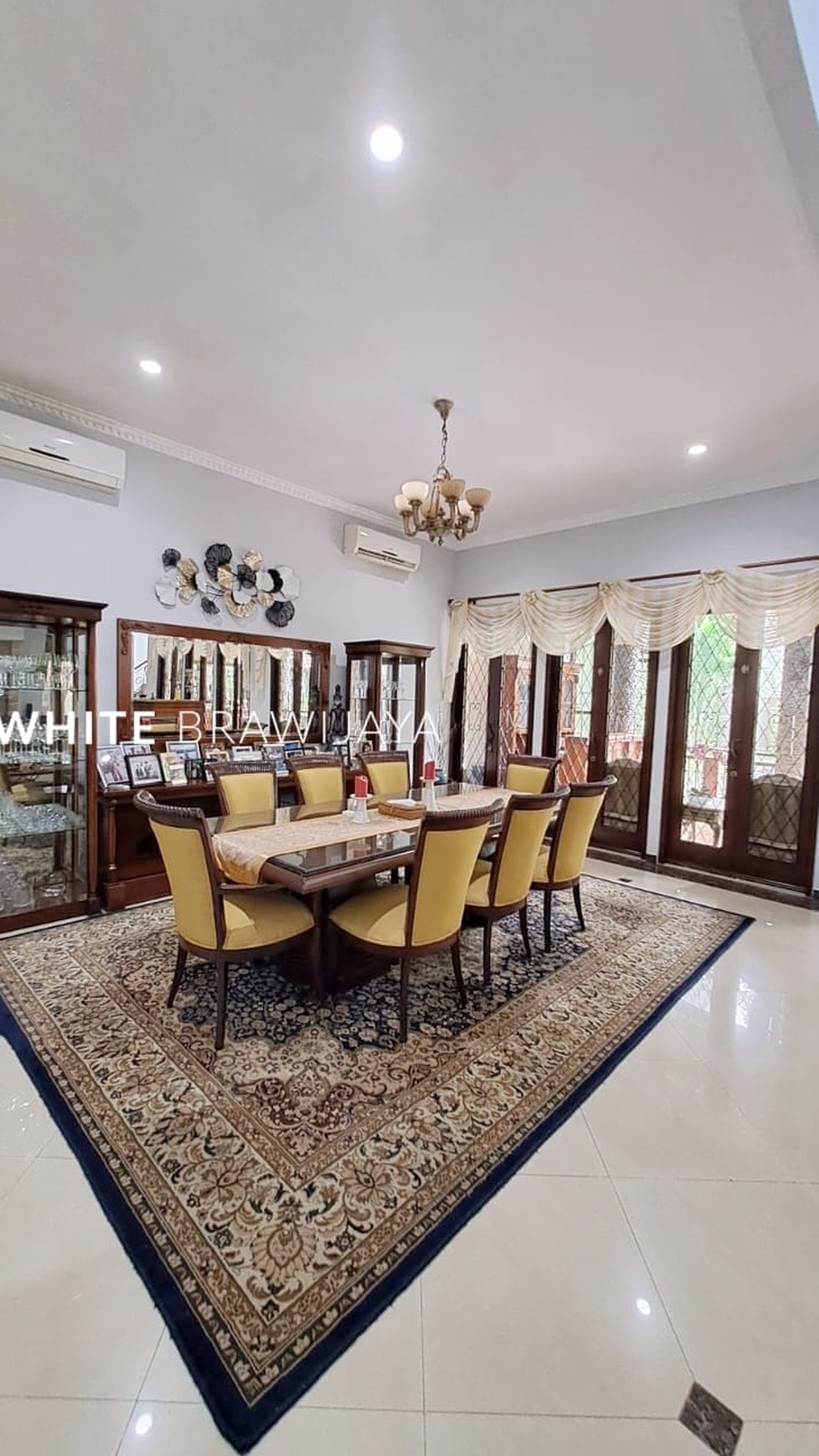 Rumah Hitung Tanah Area Cipete