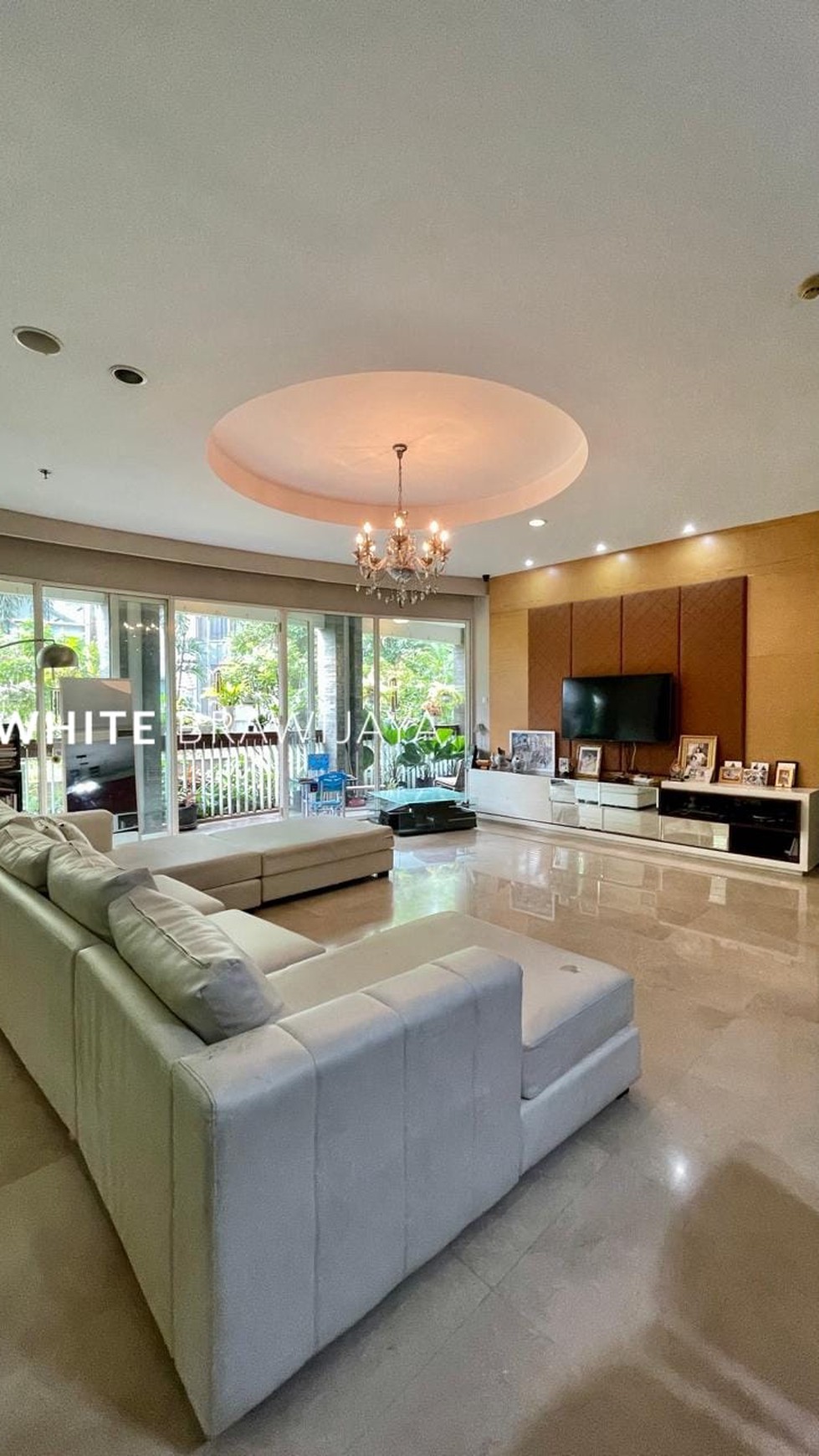 Rumah Hitung Tanah Area Cipete