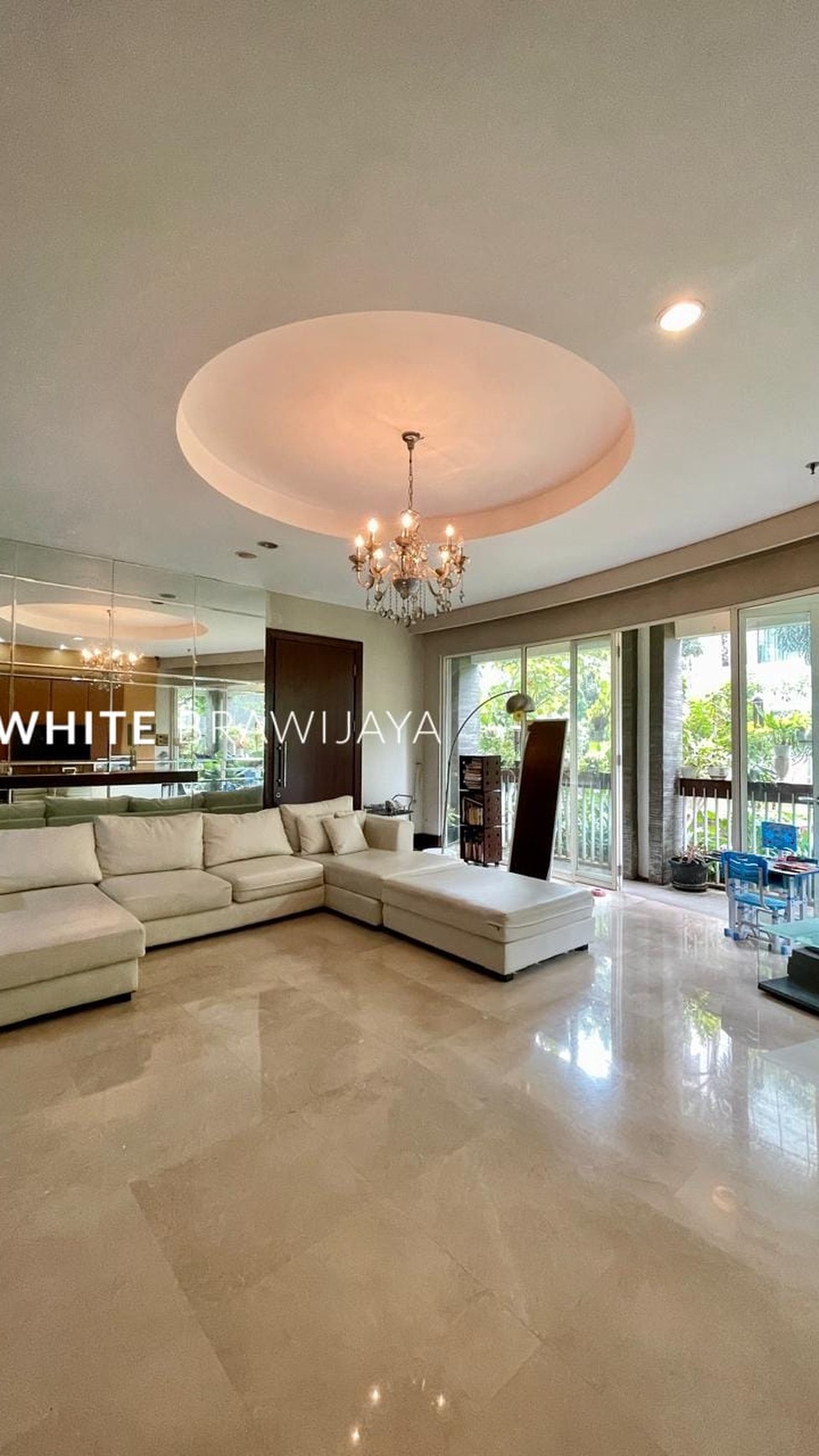 Rumah Hitung Tanah Area Cipete