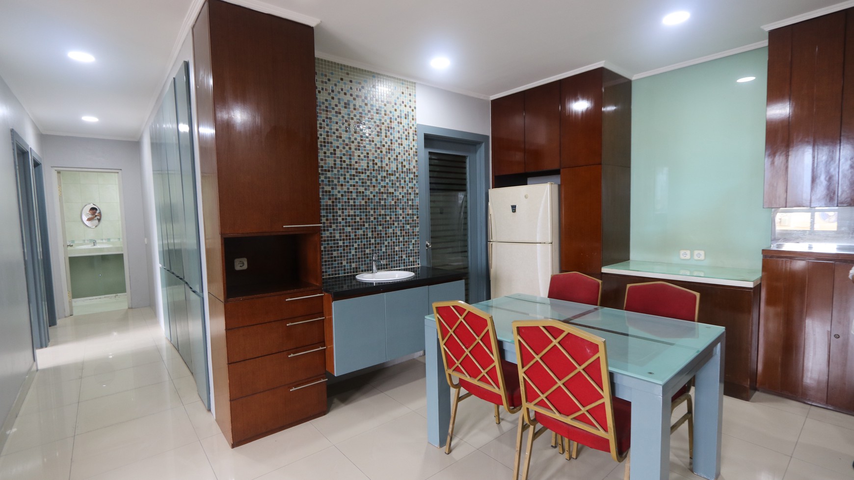 Disewakan Unit 3 + 1 BR  142 m2 Apartemen Paladian Park Kelapa Gading Siap Huni / Paladian Park Apartemen  FOR RENT