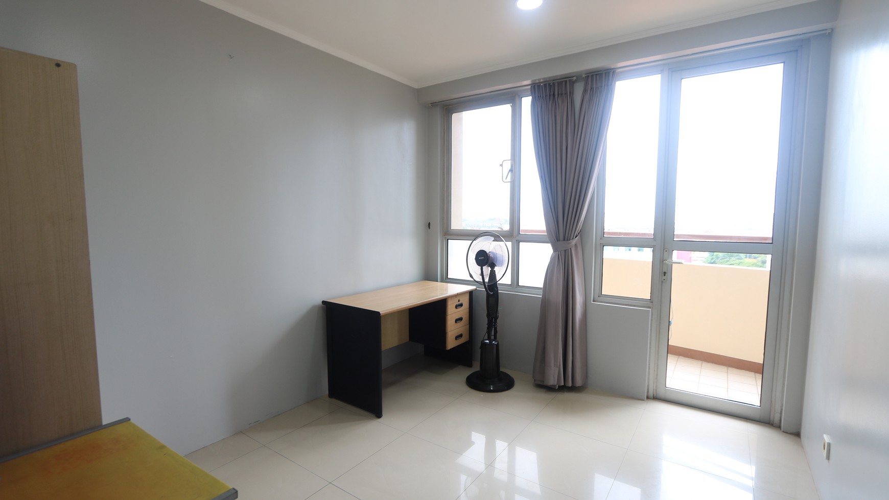 Disewakan Unit 3 + 1 BR  142 m2 Apartemen Paladian Park Kelapa Gading Siap Huni / Paladian Park Apartemen  FOR RENT