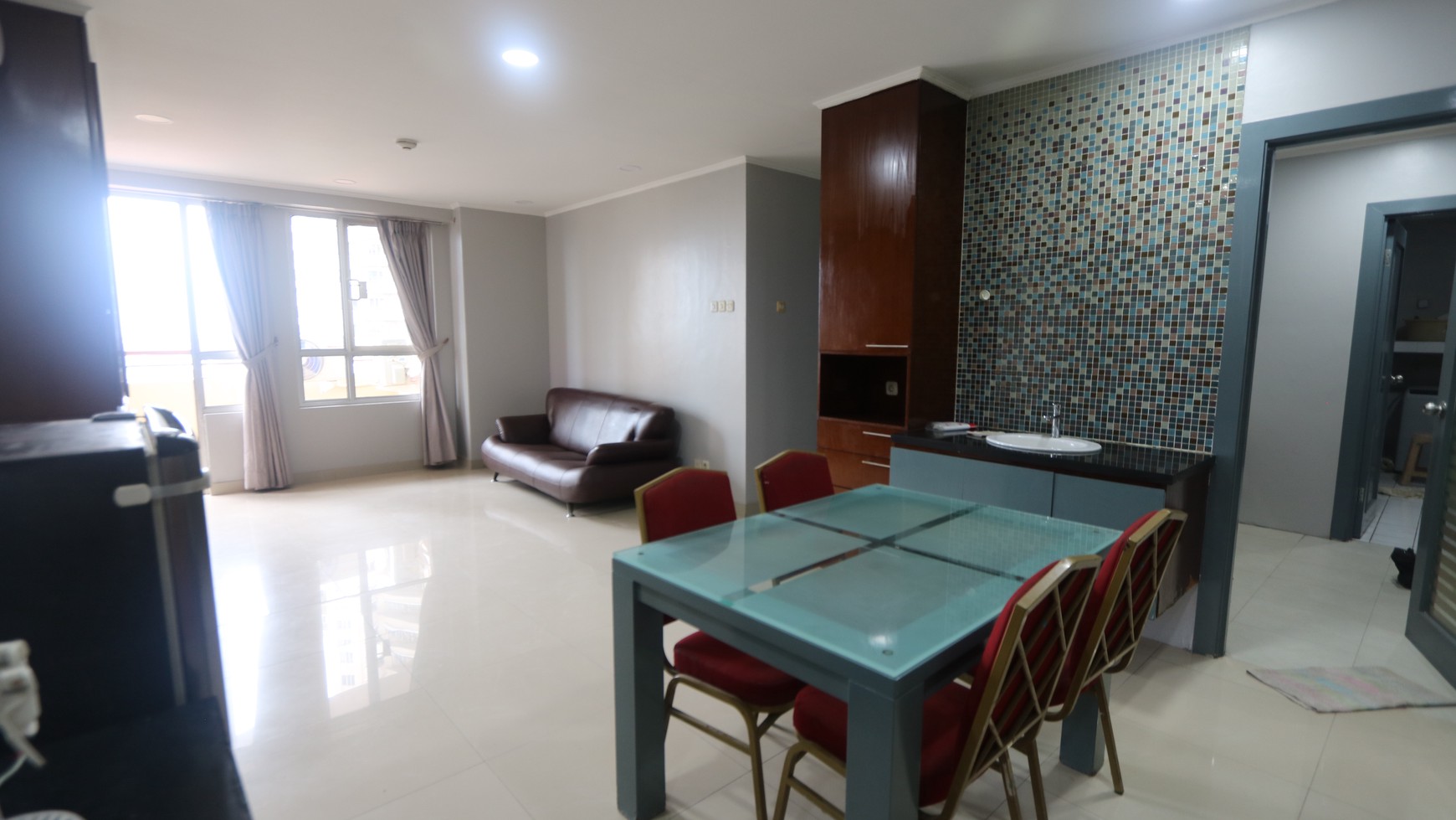 Disewakan Unit 3 + 1 BR  142 m2 Apartemen Paladian Park Kelapa Gading Siap Huni / Paladian Park Apartemen  FOR RENT