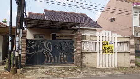 Dijual rumah di Jl. Pulau Buton Way Halim 