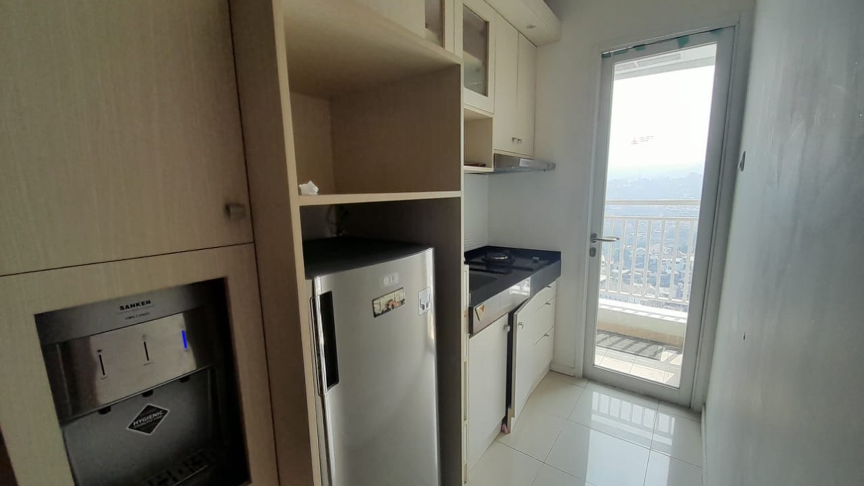 Apartement Full Furnished di Parahyangan Residence 