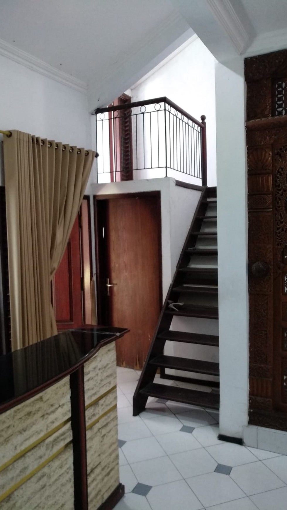 DIJUAL Rumah komersial area JL Jambi Surabaya Pusat