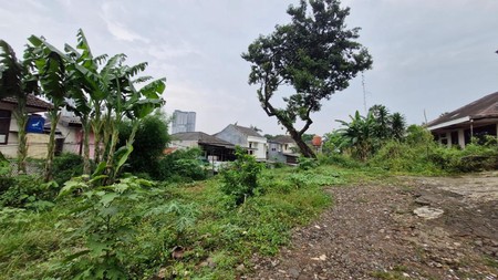 Rumah tua hitung tanah, strategis, di Jl. Kamboja, Pejaten Barat, Jakarta Selatan 