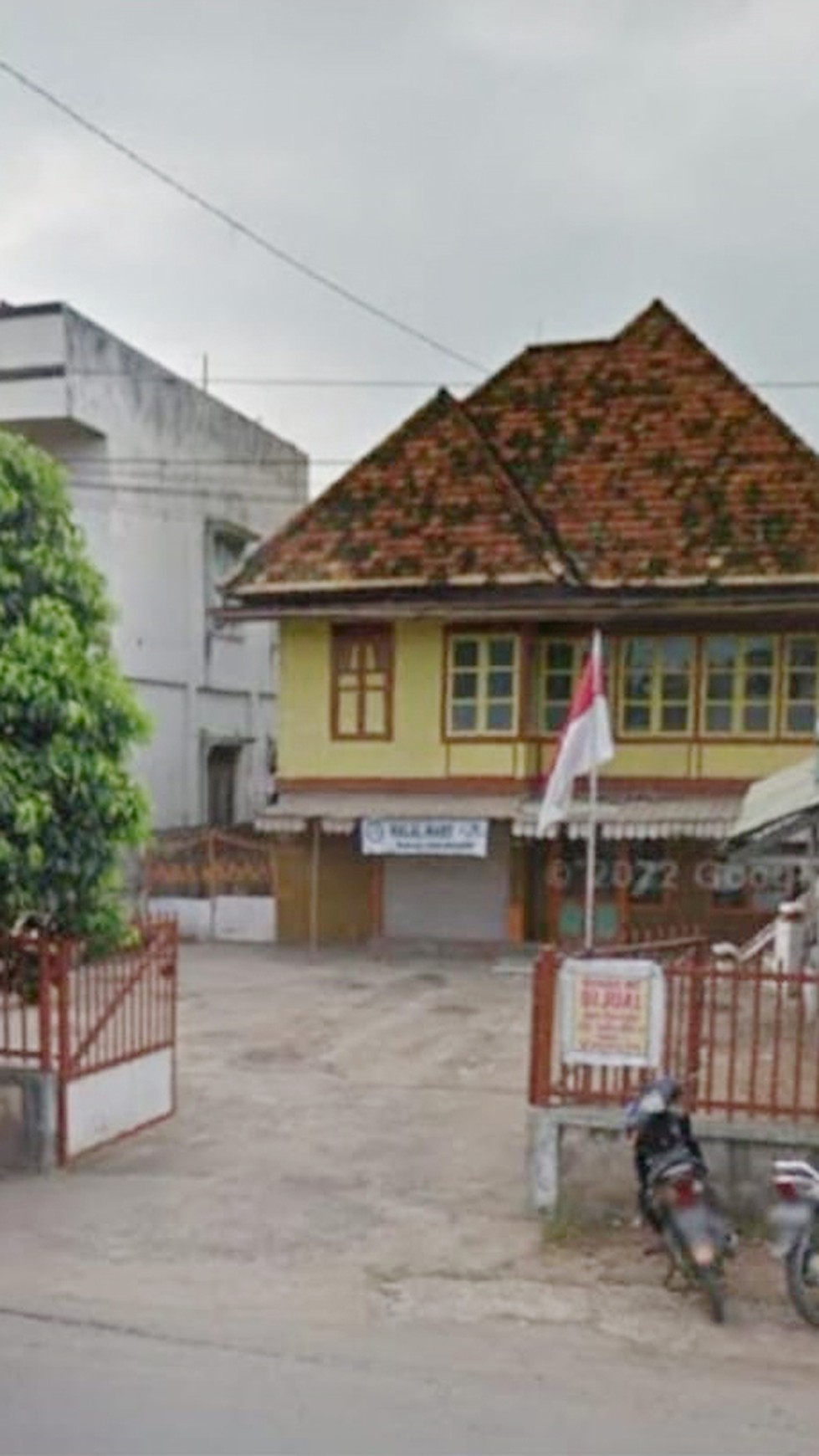 Dijual Rumah Hitung Tanah dan Lokasi Strategis @Plaju, Palembang