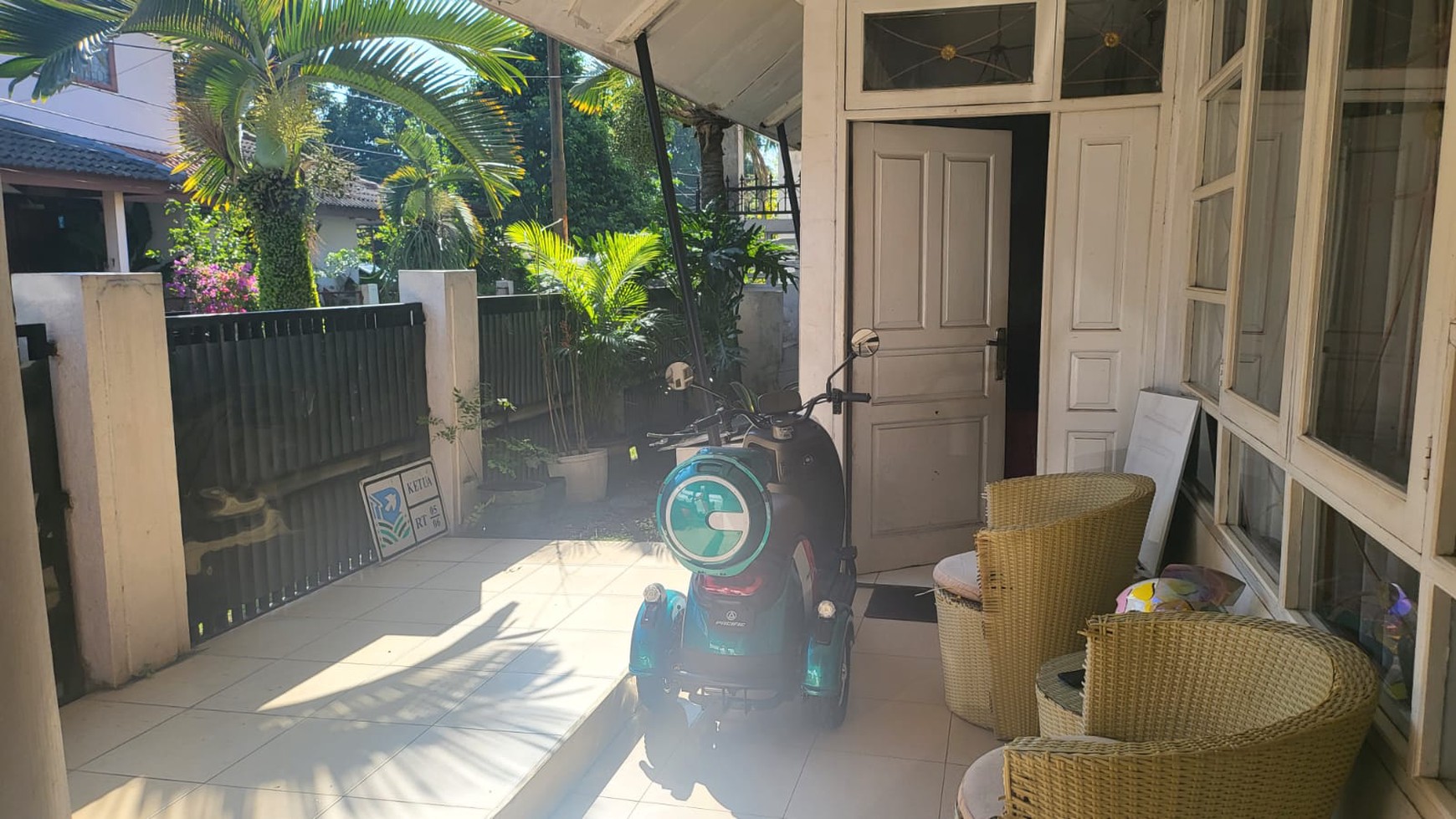 Rumah Hitung Tanah Area Cipete