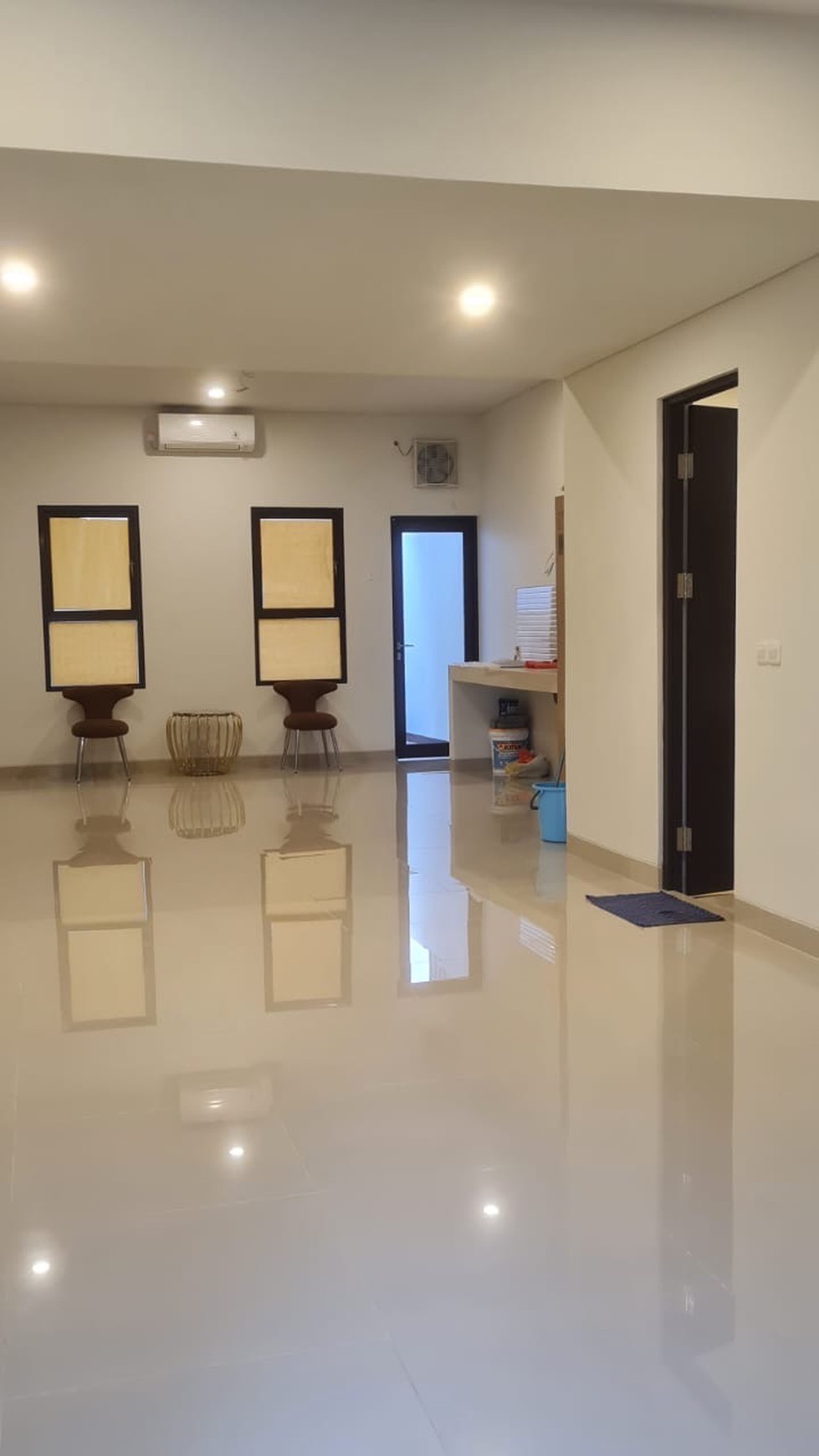 Rumah Baru dan Cantik di Castilla BSD City