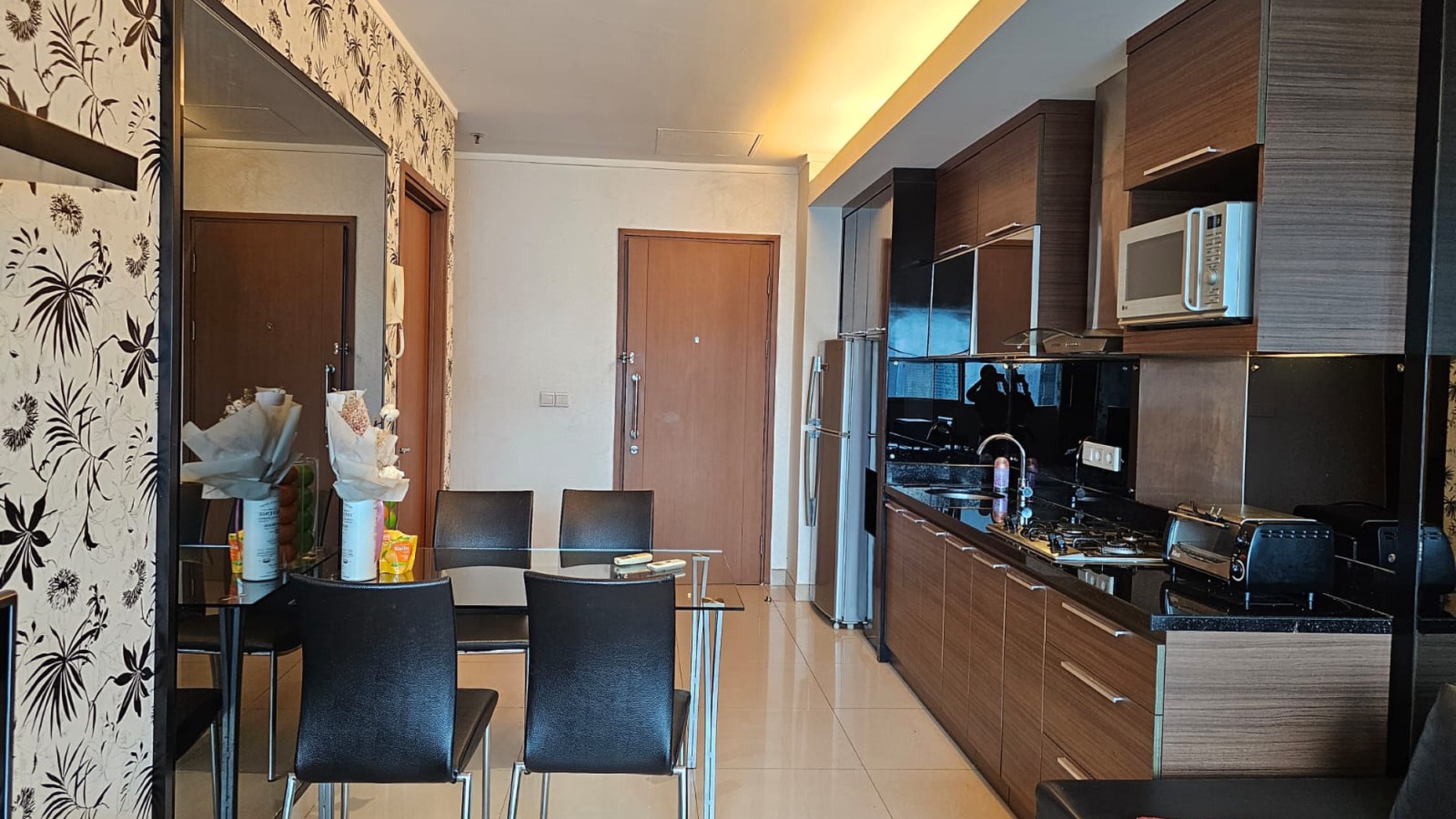 Dijual  unit Apartemen Sahid Sudirman Residence - Jl Sudirman - Jakarta Pusat