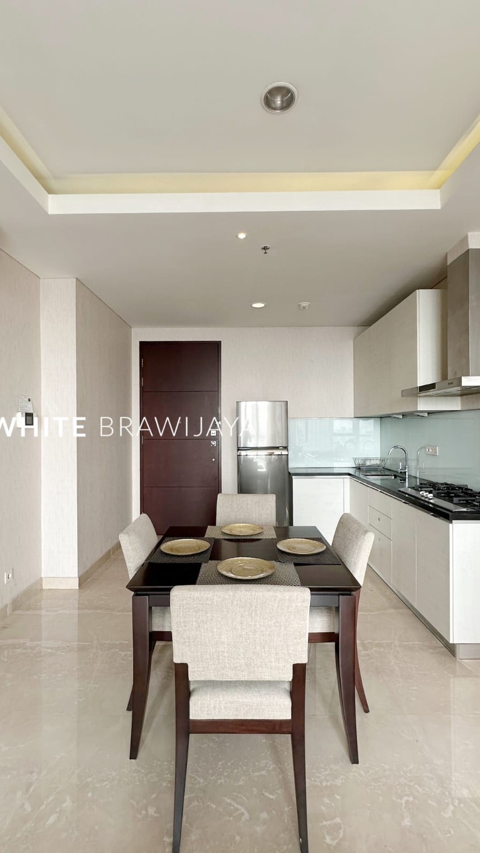 Apartment Four Winds Fasilitas Lengkap Semi Furnished 