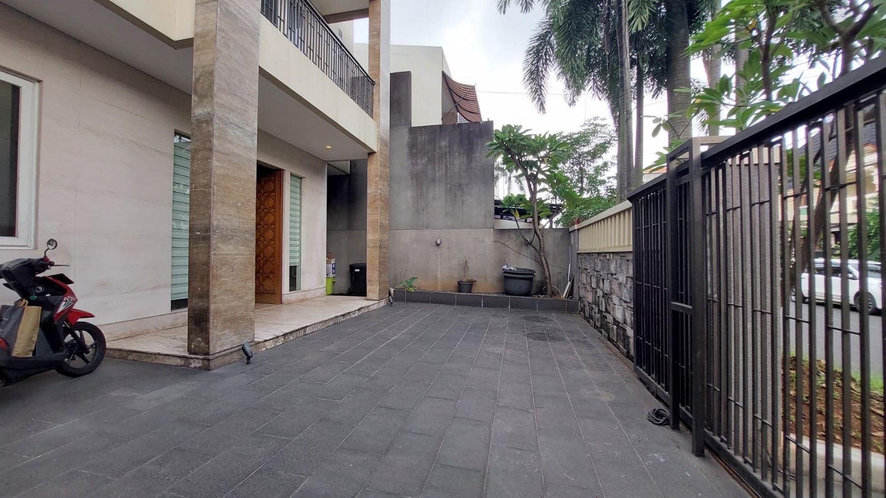 Rumah Cantik, Luxury di Siap huni di Pondok Indah