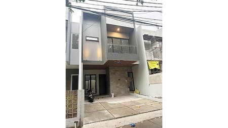 Rumah Banyo Raya, Bcs, Kelapa Gading Luas 6x15m2