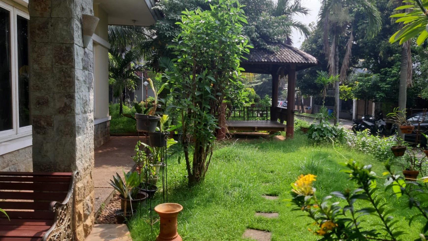 Rumah Hitung Tanah Area Cipete