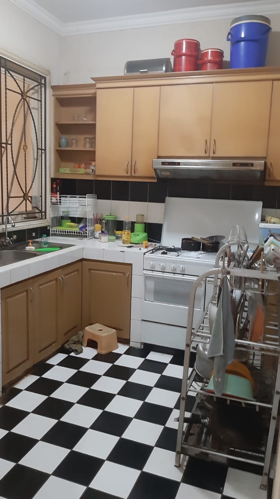 Rumah Hitung Tanah Area Cipete