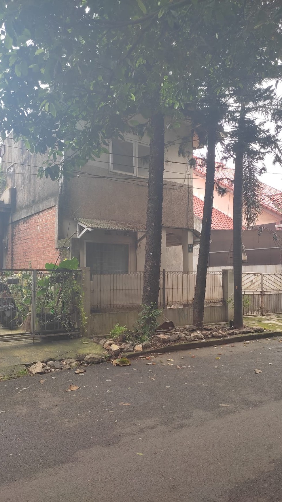 Rumah Hitung Tanah Area Cipete