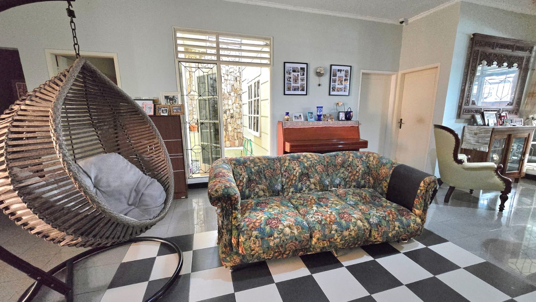 Rumah Hitung Tanah Area Cipete