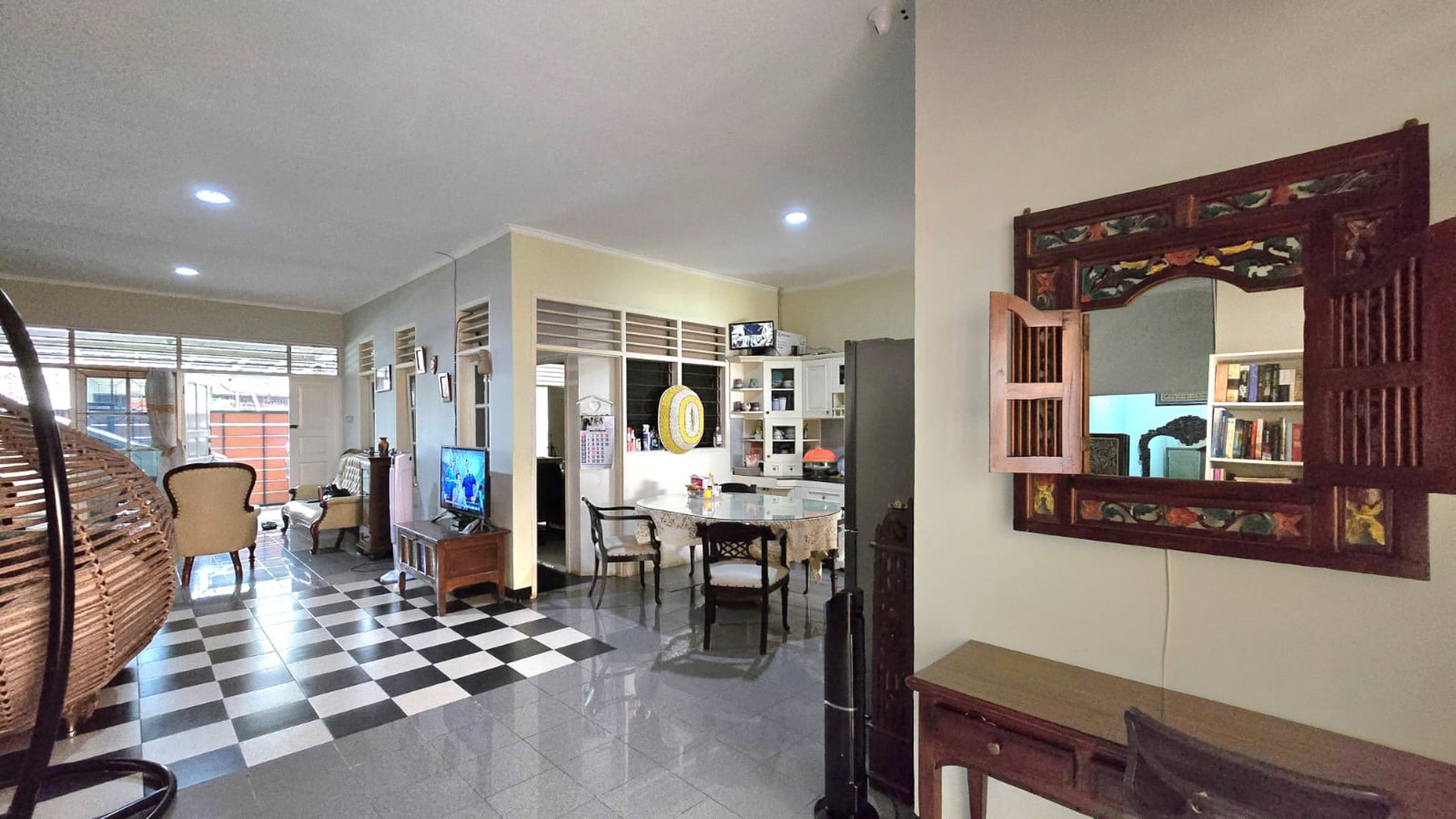 Rumah Hitung Tanah Area Cipete