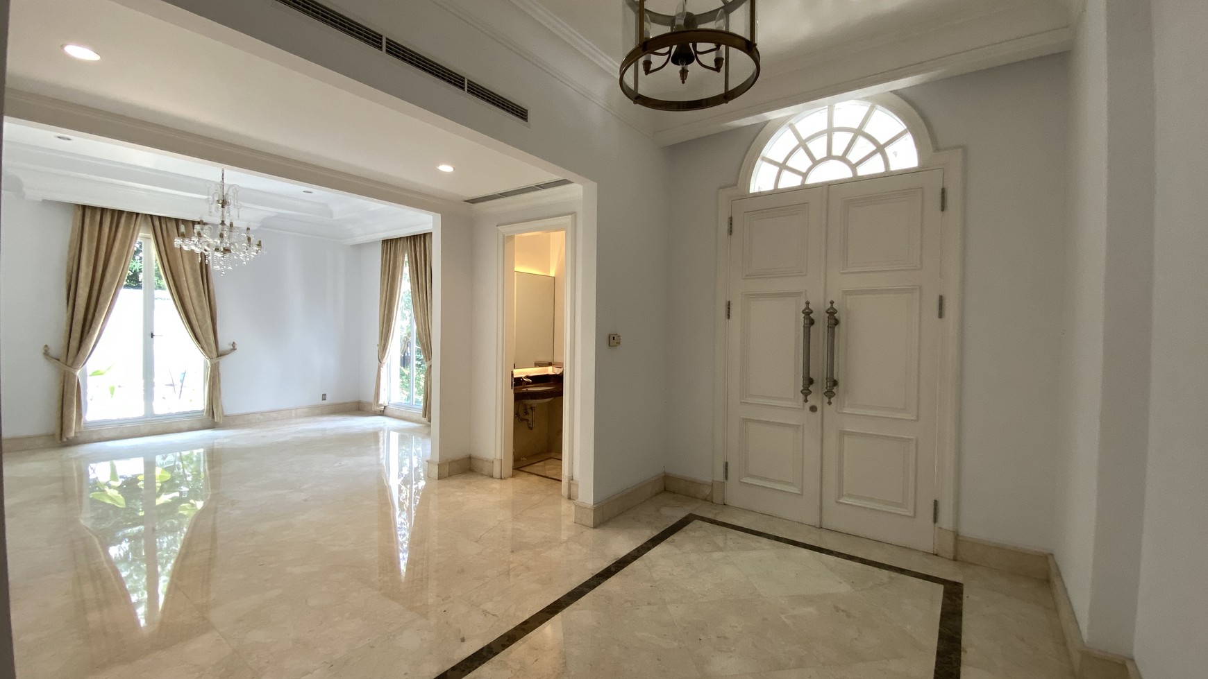 Rumah Hitung Tanah Area Cipete