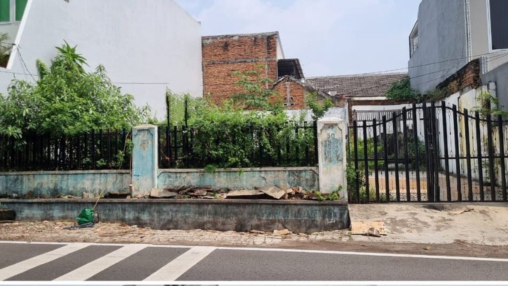 Rumah Hitung Tanah Area Cipete