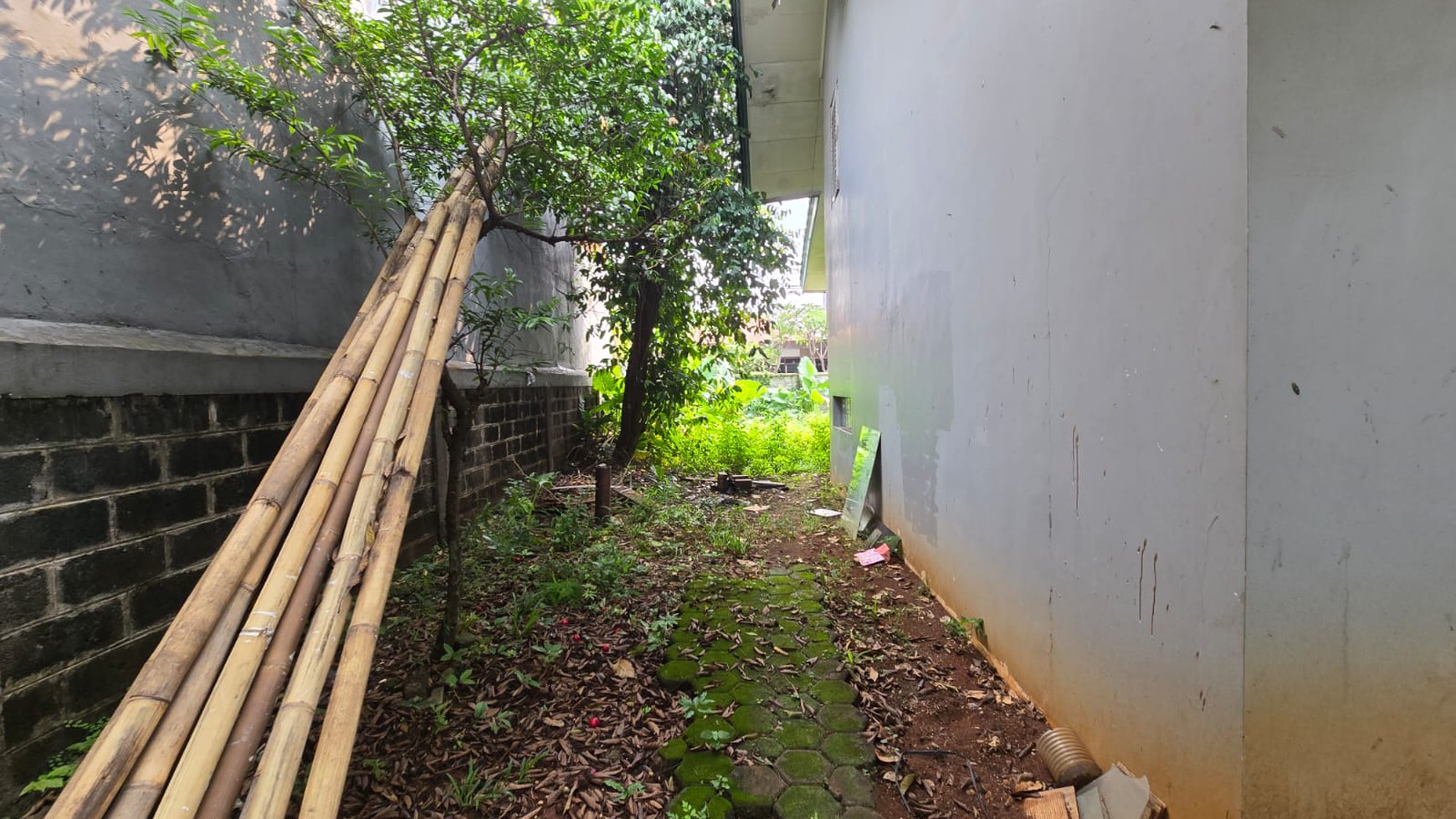 Rumah Hitung Tanah Area Cipete