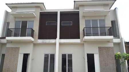 Rumah dalam cluster di ciputat tangerang.