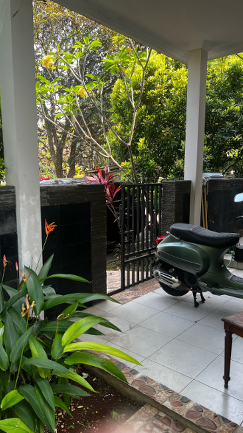 Rumah Bagus Di Cluster Kasuari Bintaro Jaya Sektor 9 Tangerang Selatan
