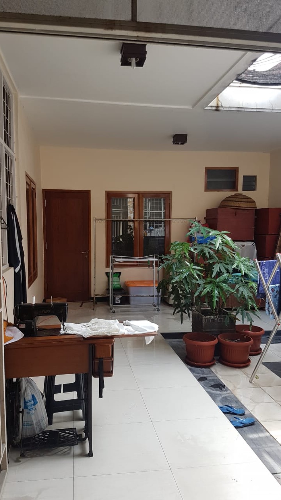 Rumah Siap Huni, Posisi Hook, Hunian Nyaman dan Asri @Bintaro Sektor 9