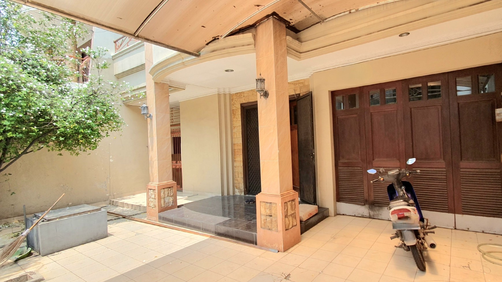 Rumah Gading Kirana Barat, Kelapa Gading Luas 9x17m2