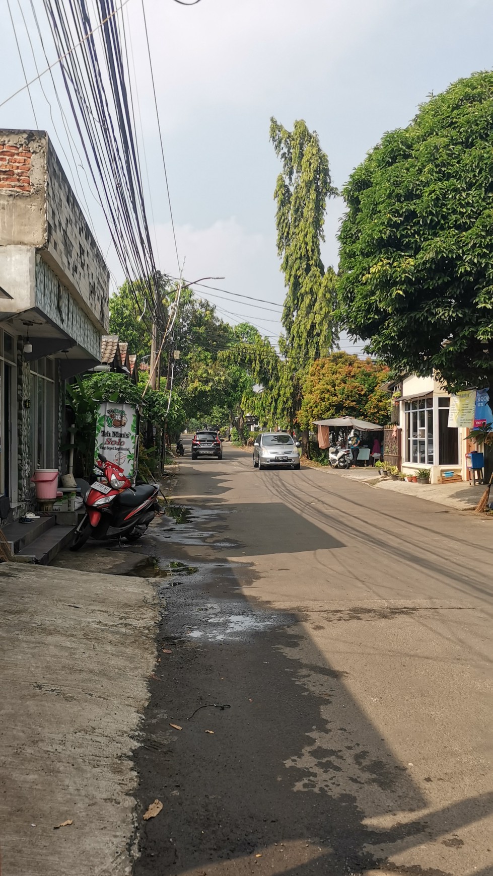 RUMAH PINGGIR JALAN RAYA YAPEN NUSLOK SANGAT COCOK BUAT USAHA