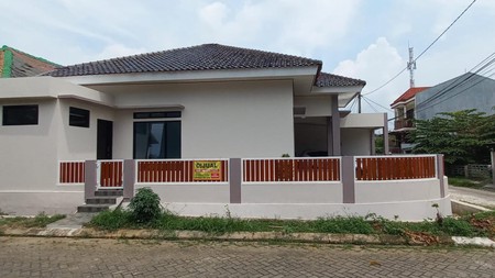 Dijual rumah tinggal di Villa Mutiara Pluit - Periuk Tangerang