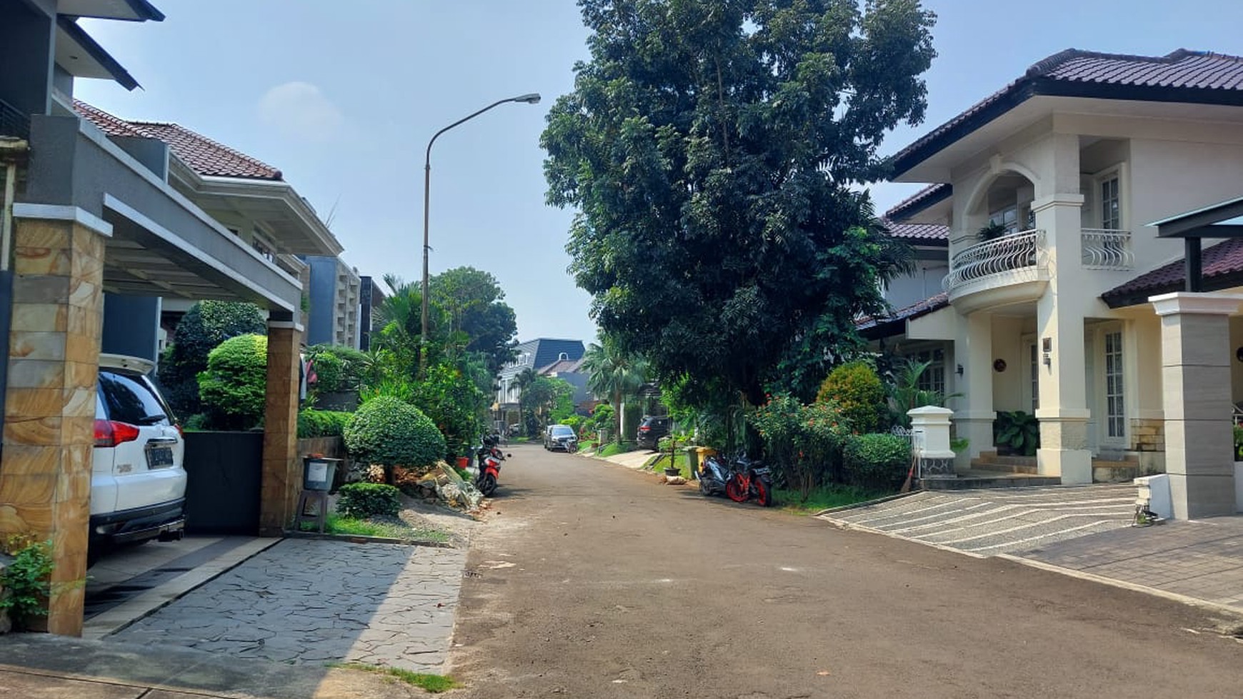 Kavling Siap Bangun dalam Cluster Premium Bintaro Sektor 9