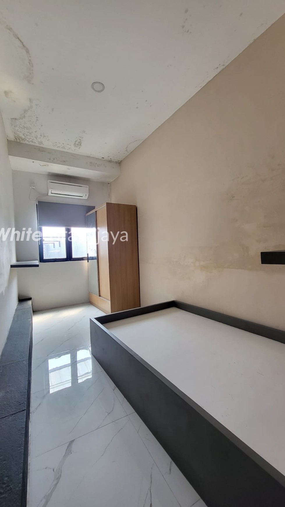 Rumah Newly Renovated  Furnished Cilandak 