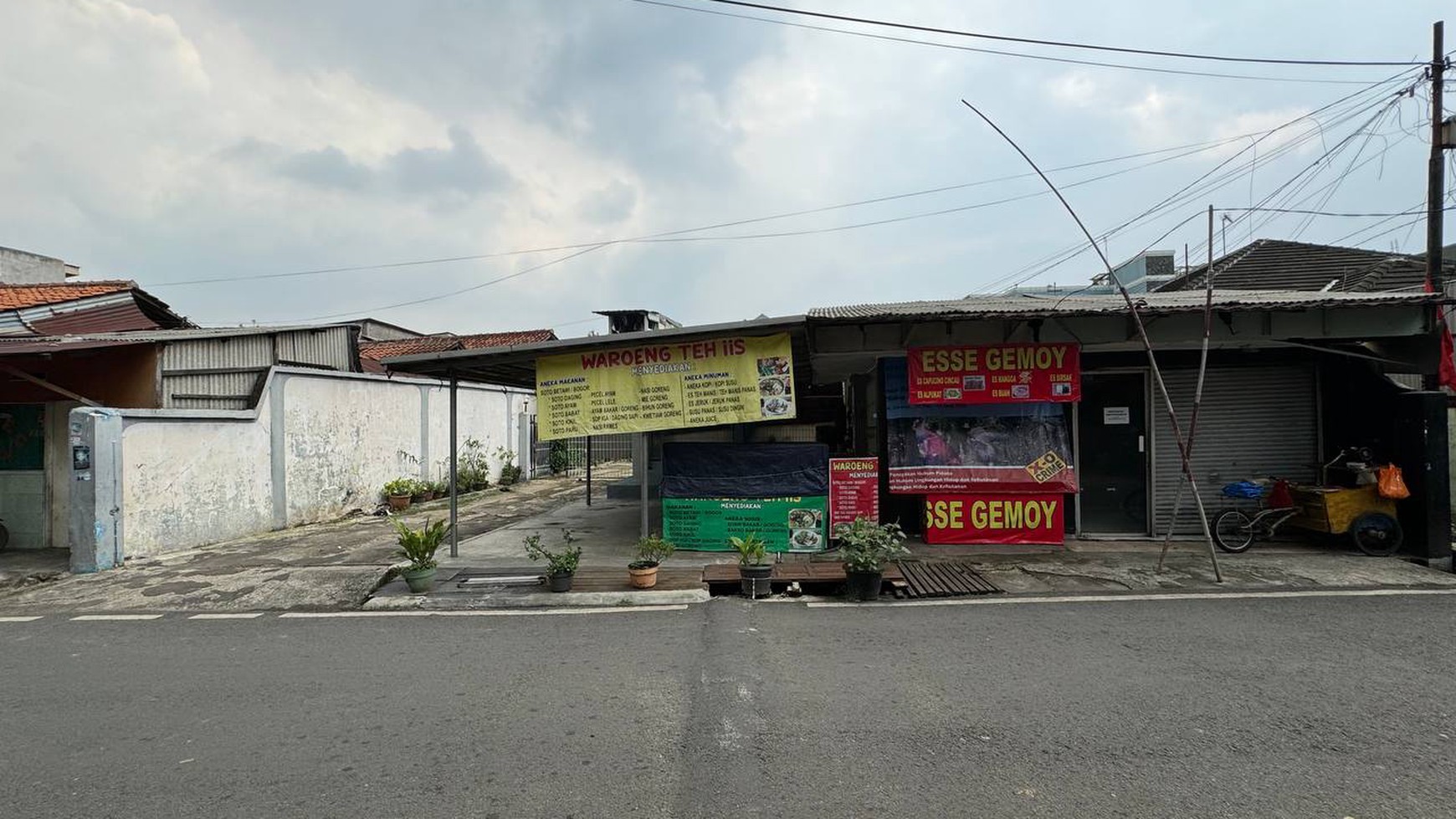 Pasar rebo raya trikora luas 894 dekat rs harapan bunda