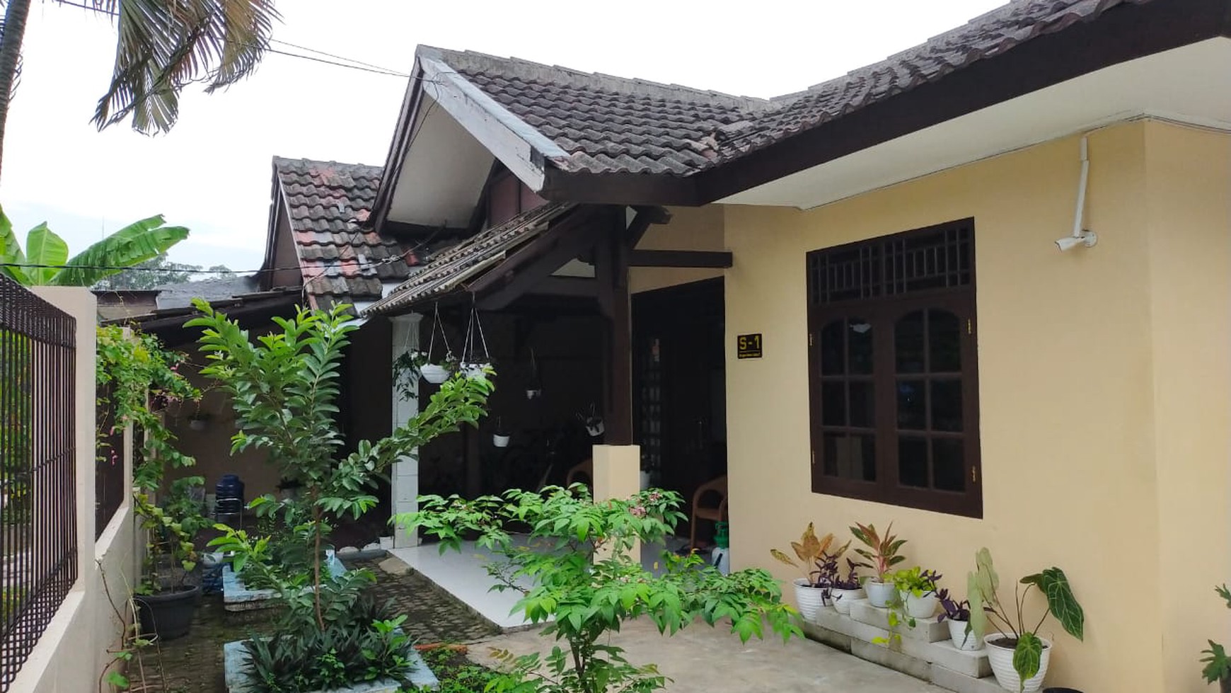Rumah Tangerang Area - Dalam Komplek Perumahan Bangun Reksa Indah Tangerang - Aman Nyaman - Dijual Cepat & Murah - Cocok untuk Usaha Rumah Kost 