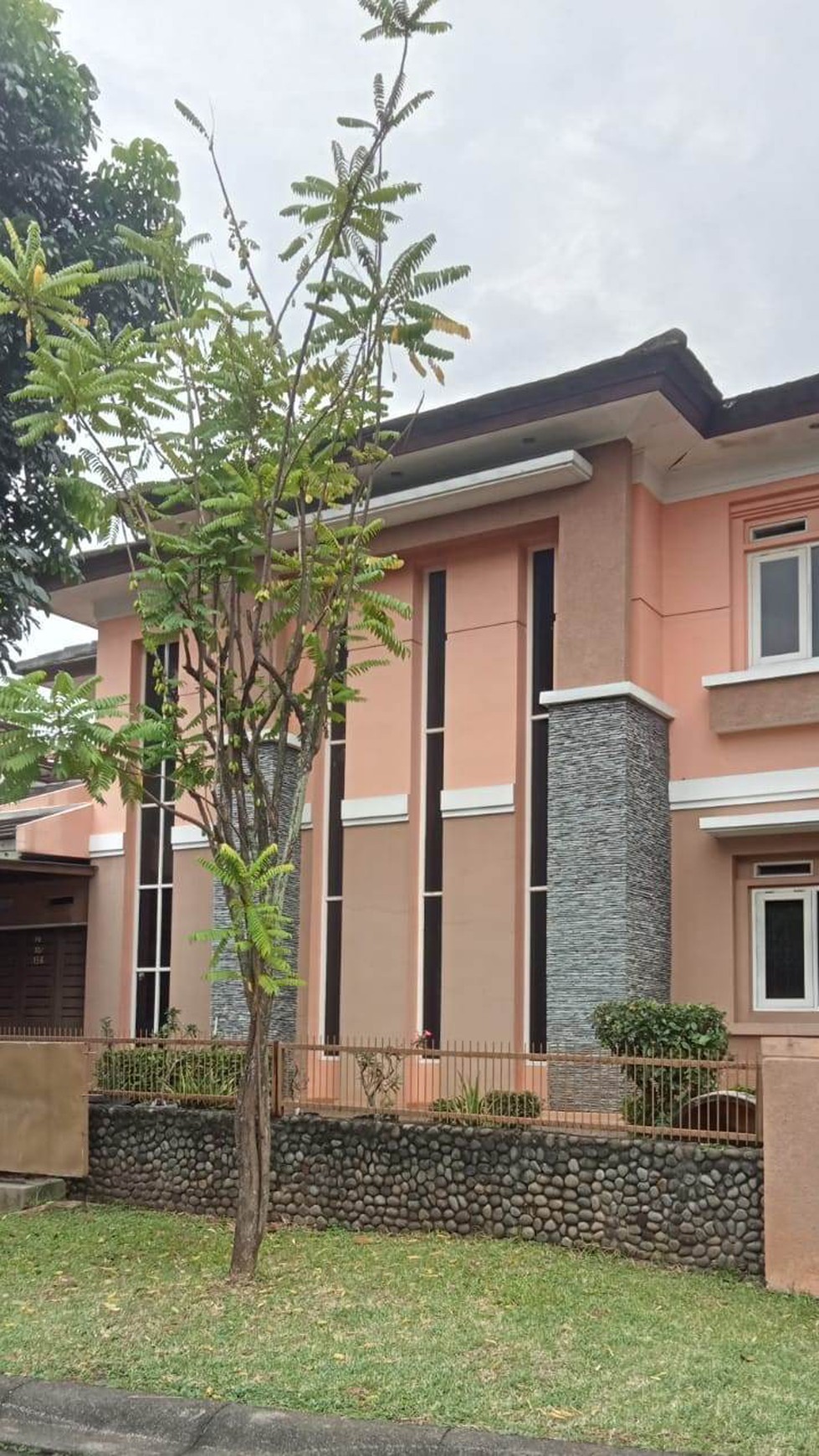 Rumah Bagus Dalam Cluster Diarea Puri Bintaro, Nempel Akses Toll