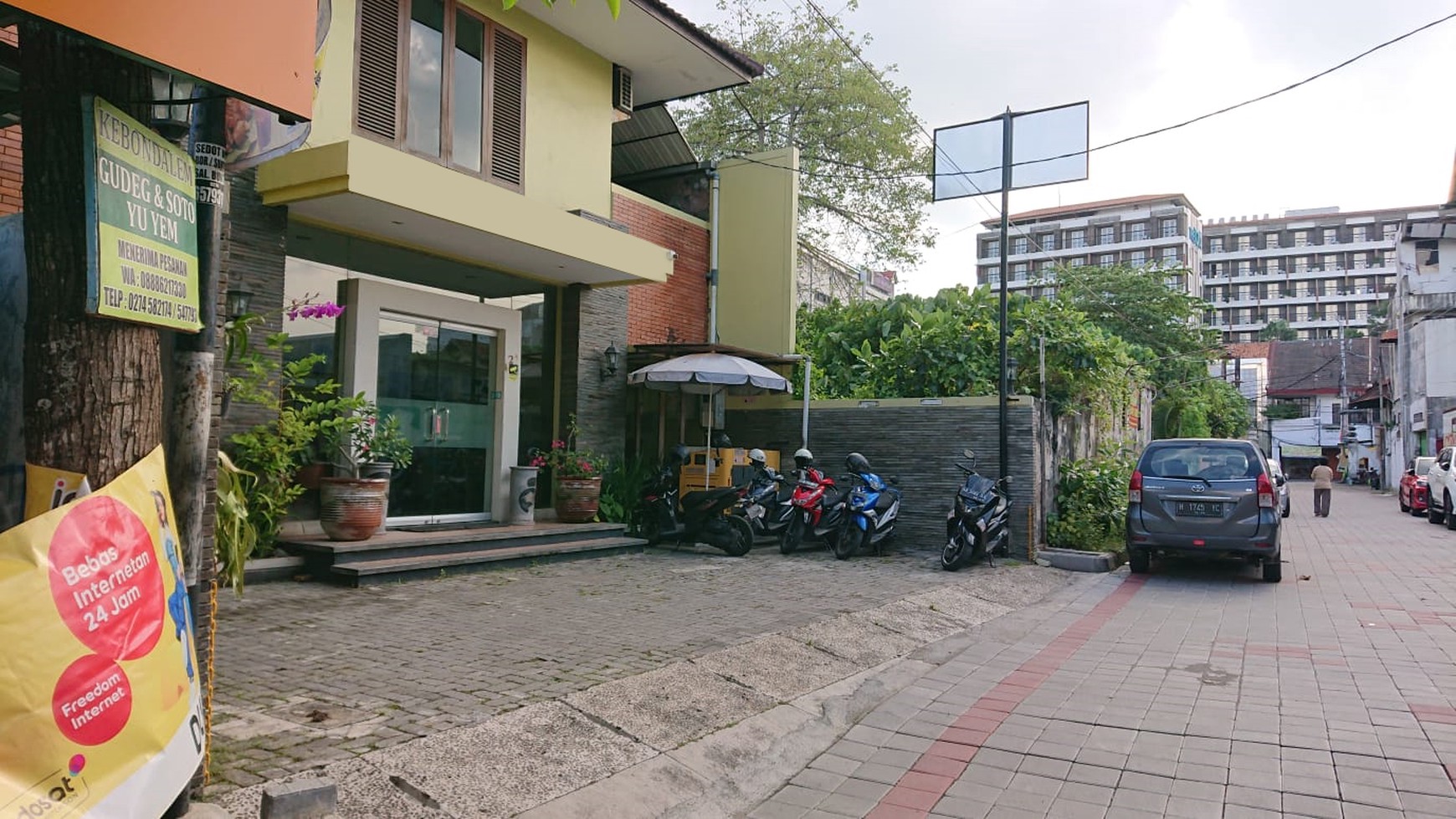 Hotel 10 Kamar Lokasi Premium Dekat Tugu dan Malioboro, Yogyakarta.