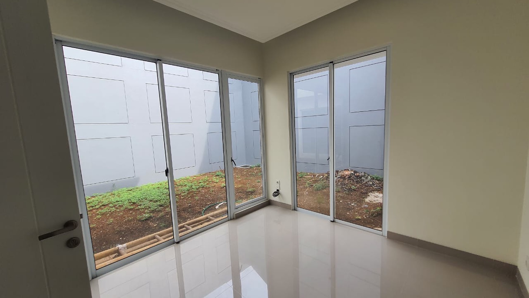 Dijual  rumah di Greenwich Park Cluster Sheffield , BSD  City - Tangerang