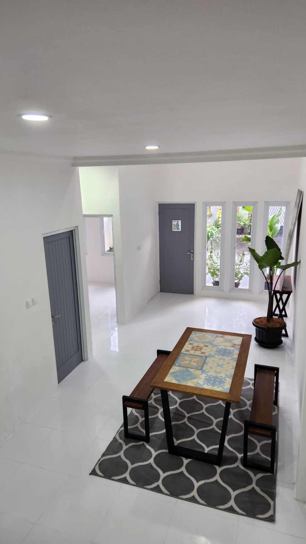 Dijual Rumah Modern Minimalis Lokasi Strategis di Ciputat Tangerang Selatan