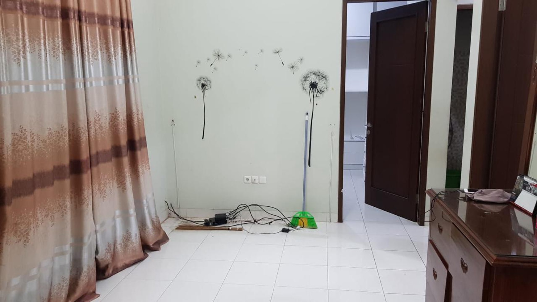 Rumah Hook Minimalis Siap Huni dalam Cluster @Sawah Lama, Ciputat