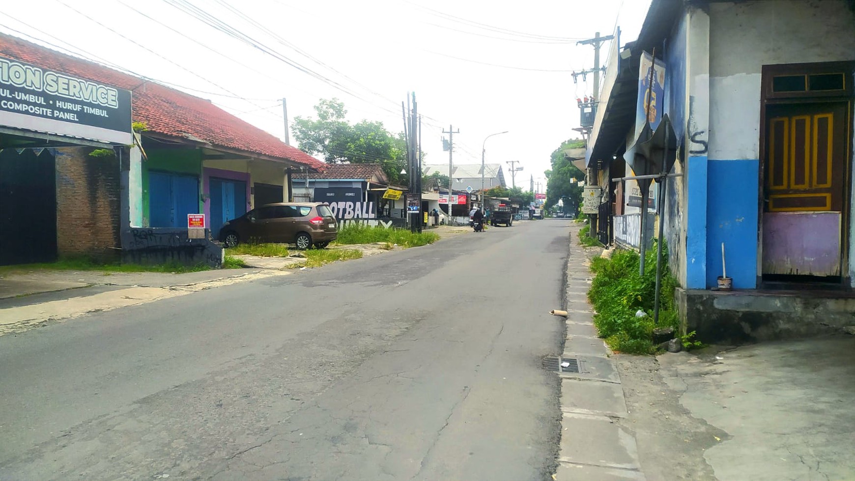 Disewakan Bangunan  Cocok Untuk Usaha Lokasi Strategis Jalan Kabupaten 