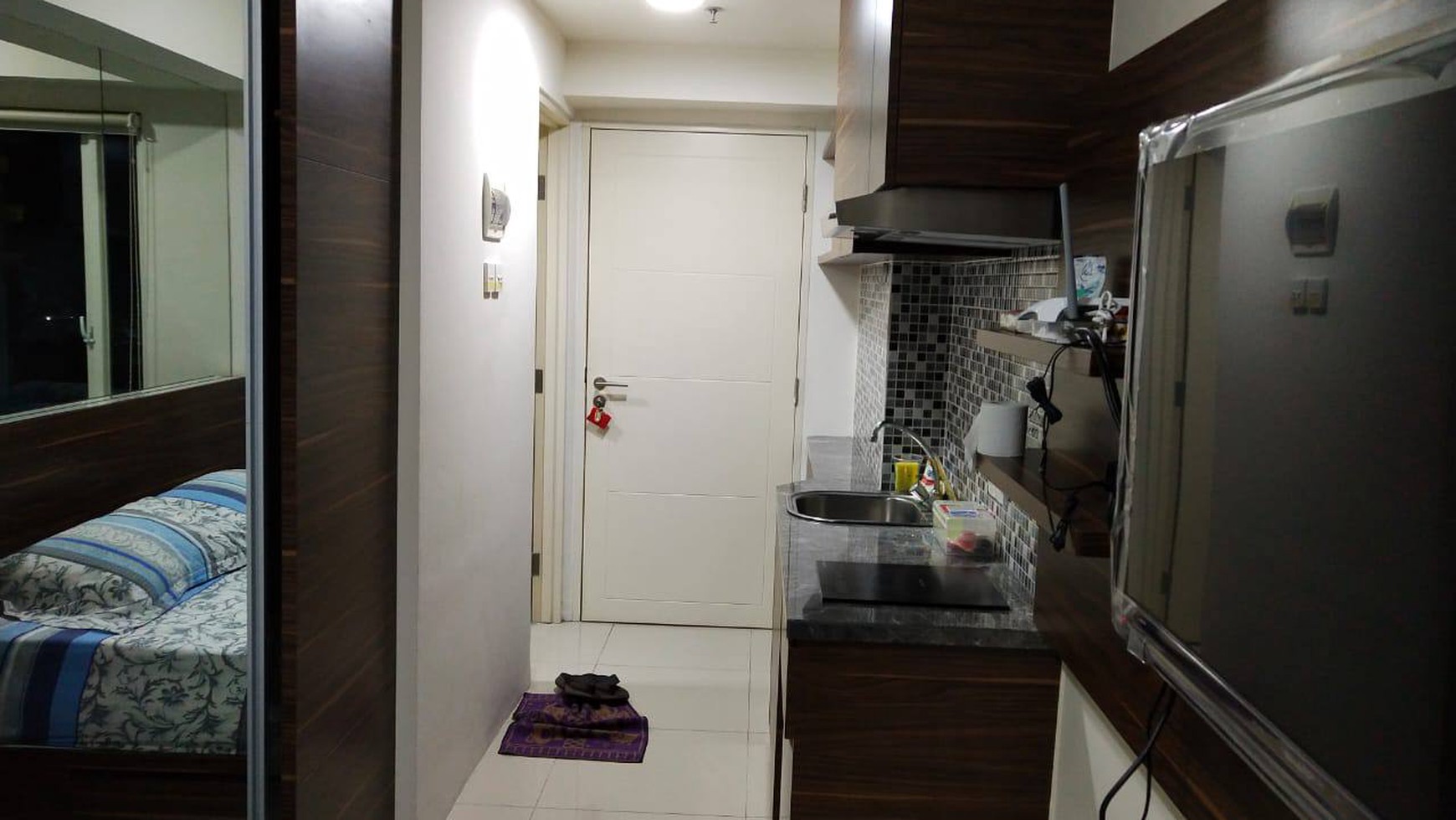  Disewakan: Studio Plus Fully Furnished di Lantai 21 Apartemen Tanglin